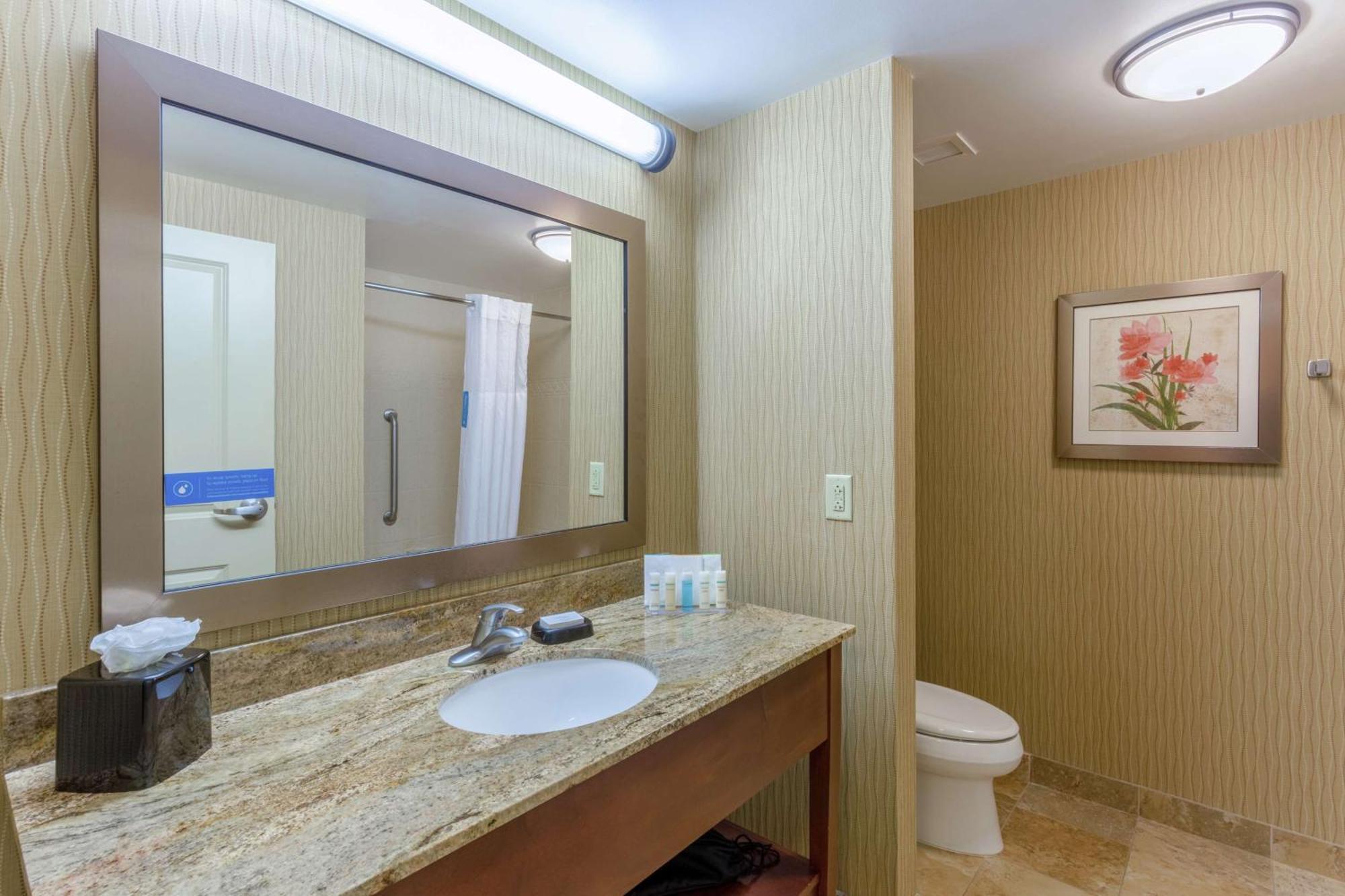 Hampton Inn Owings Mills Bagian luar foto